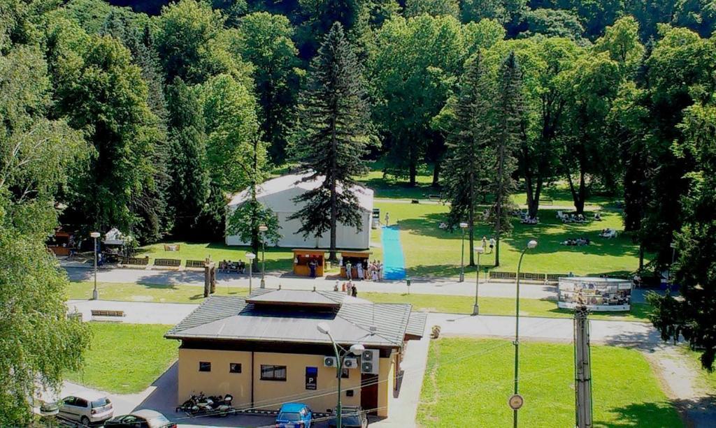 Hotel Flora Trenczyńskie Cieplice Pokój zdjęcie